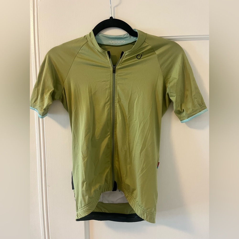 Velocio women’s signature jersey size small